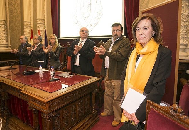 María Teresa Alario tomó posesión como académica de la 'Tello Téllez'. Imagen de Óscar Navarro
